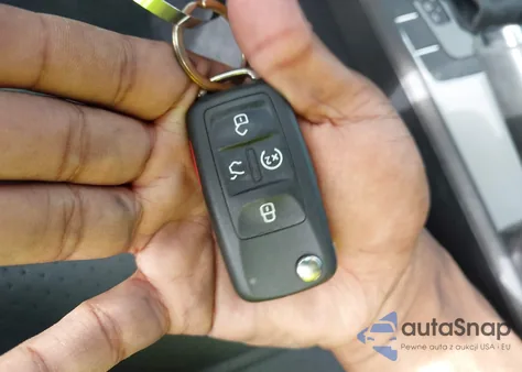 2020 Volkswagen Passat 2.0T Se z USA, uszkodzony, nr VIN 1VWSA7A37LC022116